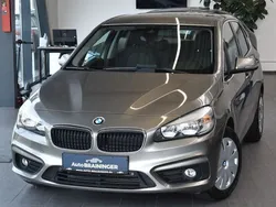 Silber Gebraucht 2015 BMW 218 Active Tourer Basis Van / Kleinbus | 12.450 € (Fairer Preis)