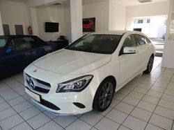 Calcitweiss unilack Gebraucht 2017 Mercedes CLA180 Shooting Brake Kombi | 16.999 € (Guter Preis)