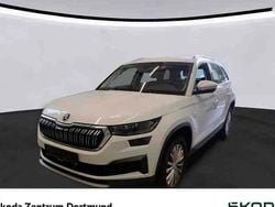 Weiß Gebraucht 2022 Skoda Kodiaq Style SUV | 27.991 € (Guter Preis)