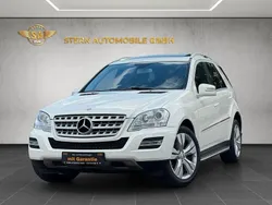 Weiß Gebraucht 2011 Mercedes ML350 SUV | 18.990 € (Teuer)