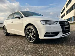 Weiß Gebraucht 2015 Audi A3 Sportback S-Line Kombi | 11.400 € (Guter Preis)