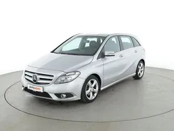 Grau Gebraucht 2014 Mercedes B180 Van / Kleinbus | 15.490 € (Fairer Preis)