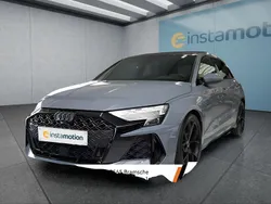 Grau Neu 2025 Audi RS3 Sportback Kleinwagen | 77.049 €