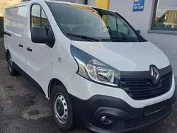 Gletscherweiss Gebraucht 2019 Renault Trafic Komfort Van | 18.850 € (Teuer)