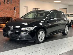 Schwarz Gebraucht 2020 VW Golf VIII Life Limousine | 20.290 € (Fairer Preis)