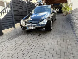 Schwarz Gebraucht 2003 Mercedes C230 Coupé | 3.700 € (Fairer Preis)