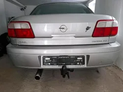 Silber Gebraucht 2001 Opel Omega Limousine | 2.800 € (Etwas zu teuer)