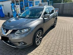 Grau Gebraucht 2016 Nissan X-Trail SUV | 16.000 € (Etwas zu teuer)