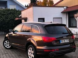 Braun Gebraucht 2014 Audi Q7 SUV | 18.300 € (Fairer Preis)