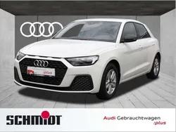 Cortinaweiß Gebraucht 2024 Audi A1 Sportback Basis Kleinwagen | 25.480 € (Fairer Preis)