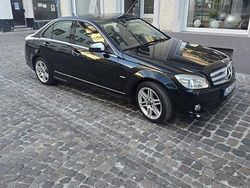 Schwarz Gebraucht 2007 Mercedes C350 Avantgarde Limousine | 10.500 € (Teuer)