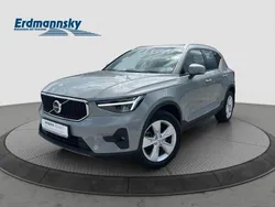 Vapour grey (grau) Gebraucht 2023 Volvo XC40 Core SUV | 32.940 € (Guter Preis)