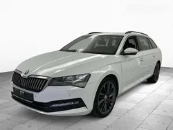 Moonweiss metallic Gebraucht 2021 Skoda Superb Ambition Kombi | 25.740 € (Fairer Preis)