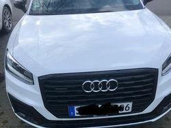 Weiß Gebraucht 2019 Audi Q2 Sport SUV | 22.500 € (Etwas zu teuer)