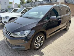 Schwarz Gebraucht 2017 VW Touran Sound Van / Kleinbus | 19.550 € (Fairer Preis)