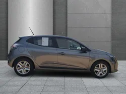 Rafalegrau Neu 2025 Renault Clio V Evolution Kleinwagen | 21.790 € (Fairer Preis)