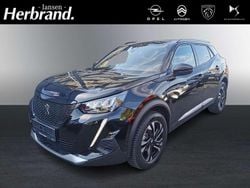 Lackierung schwarz perla nera/ Gebraucht 2023 Peugeot 2008 Allure SUV | 25.490 € (Teuer)