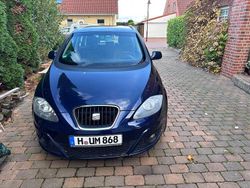 Blau Gebraucht 2010 Seat Altea Style Van / Kleinbus | 3.450 € (Guter Preis)