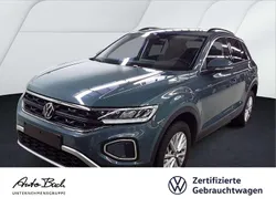 Blau (petroleum blue metallic) Gebraucht 2023 VW T-Roc Life SUV | 20.980 € (Guter Preis)