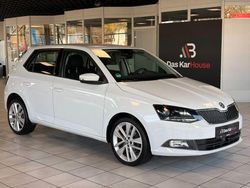 Bila moon/moon white Gebraucht 2014 Skoda Fabia Style Limousine | 9.960 € (Fairer Preis)