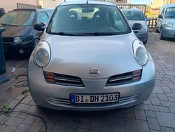 Grau Gebraucht 2003 Nissan Micra City Kleinwagen | 1.499 € (Fairer Preis)