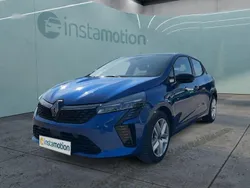 Blau Gebraucht 2024 Renault Clio V SE Kleinwagen | 19.149 € (Etwas zu teuer)