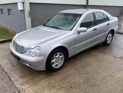 Silber Gebraucht 2002 Mercedes C180 Classic Limousine | 1.800 € (Guter Preis)