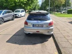 Grau Gebraucht 2004 Peugeot 206 Quiksilver Kleinwagen | 1.500 € (Fairer Preis)