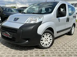 Grau Gebraucht 2013 Peugeot Bipper Van / Kleinbus | 5.990 € (Etwas zu teuer)