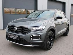 Grau Gebraucht 2020 VW T-Roc Style SUV | 22.990 € (Etwas zu teuer)