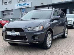 Grau Gebraucht 2011 Mitsubishi Outlander SUV | 7.999 € (Fairer Preis)