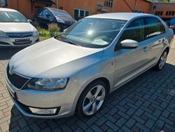 Silber Gebraucht 2013 Skoda Rapid Elegance Limousine | 3.890 € (Fairer Preis)