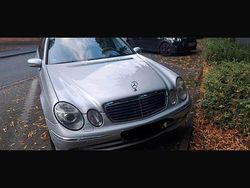 Gebraucht 2005 Mercedes E280 Avantgarde Kombi | 2.700 € (Fairer Preis)
