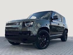 Gruen Neu 2025 Land Rover Defender HSE Dynamic SUV | 117.845 €