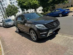 Schwarz Gebraucht 2013 Mercedes ML350 SUV | 22.500 € (Teuer)