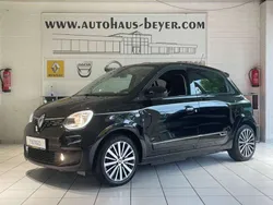 Sternenschwarz Neu 2024 Renault Twingo Techno Kleinwagen | 20.050 € (Etwas zu teuer)