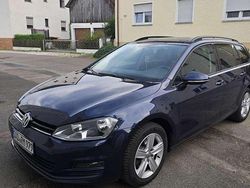 Blau Gebraucht 2015 VW Golf VII LOUNGE Kombi | 6.000 € (Guter Preis)