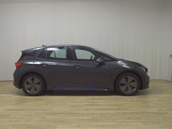 Grau Gebraucht 2022 Cupra Born Kleinwagen | 19.480 € (Fairer Preis)