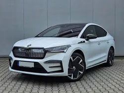 Moonweiss metallic Gebraucht 2022 Skoda Enyaq iV Suite SUV | 58.490 €