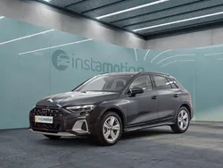 Grau Gebraucht 2024 Audi A3 Kleinwagen | 39.499 € (Guter Preis)