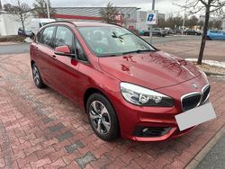 Rot Gebraucht 2017 BMW 216 Active Tourer Van / Kleinbus | 11.600 € (Fairer Preis)