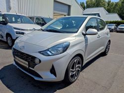Silber Gebraucht 2021 Hyundai i10 Trend Kleinwagen | 14.480 € (Fairer Preis)