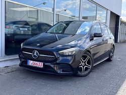 Schwarz Gebraucht 2022 Mercedes B220 AMG Van / Kleinbus | 21.999 € (Guter Preis)
