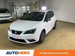 Weiß Gebraucht 2015 Seat Ibiza CONNECT Limousine | 8.650 € (Teuer)