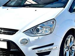 Weiß Gebraucht 2011 Ford S-MAX S Van / Kleinbus | 13.000 €