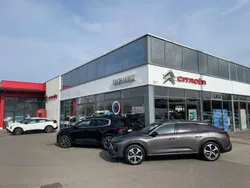 Platinium grau Gebraucht 2023 Citroën C5 X Limousine | 37.950 € (Teuer)