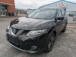 Schwarz Gebraucht 2017 Nissan X-Trail Tekna SUV | 8.300 € (Etwas zu teuer)
