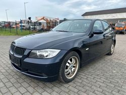 Blau Gebraucht 2008 BMW 318 Advantage Limousine | 4.950 € (Guter Preis)