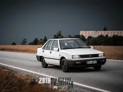 Weiß Gebraucht 1988 Mitsubishi Lancer Limousine | 2.800 €