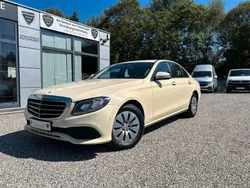 Gelb Gebraucht 2017 Mercedes E200 Limousine | 17.490 € (Fairer Preis)
